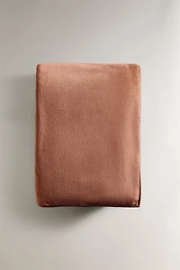 FLEECE BLANKET