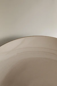 STONEWARE DINNER PLATE