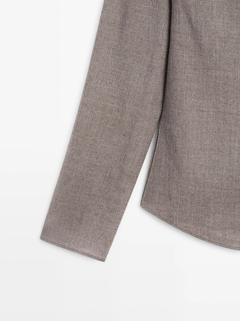 Felt texture boat neck blouse