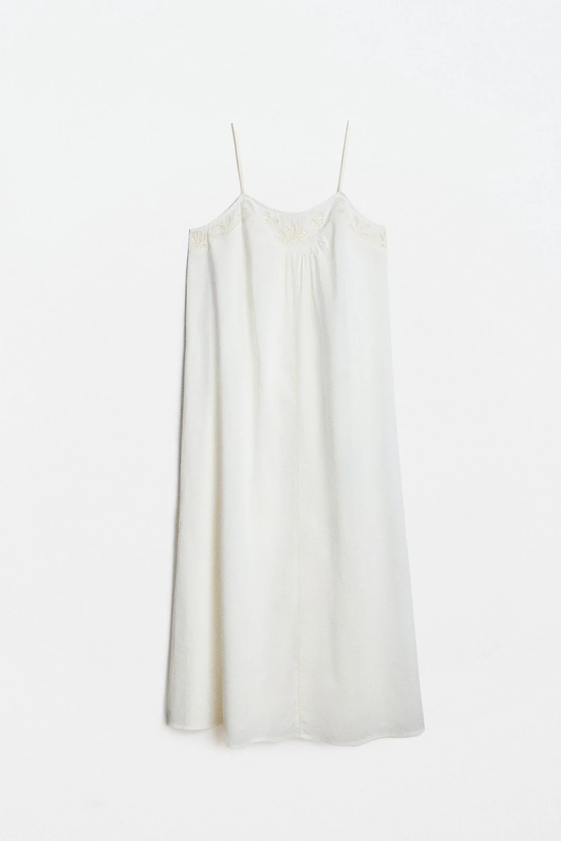 COTTON EMBROIDERED NIGHTGOWN