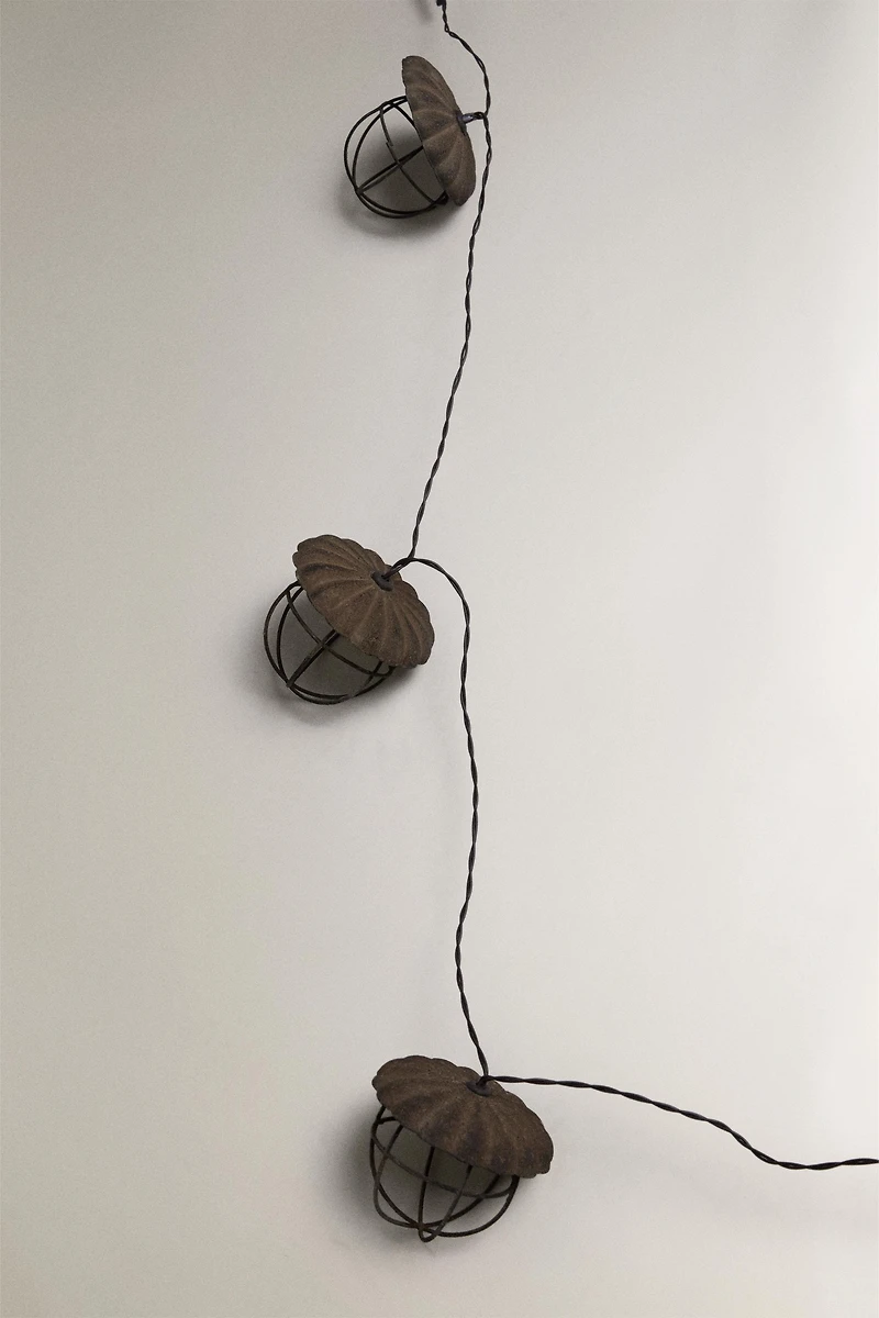 IRON DECORATIVE GARLAND