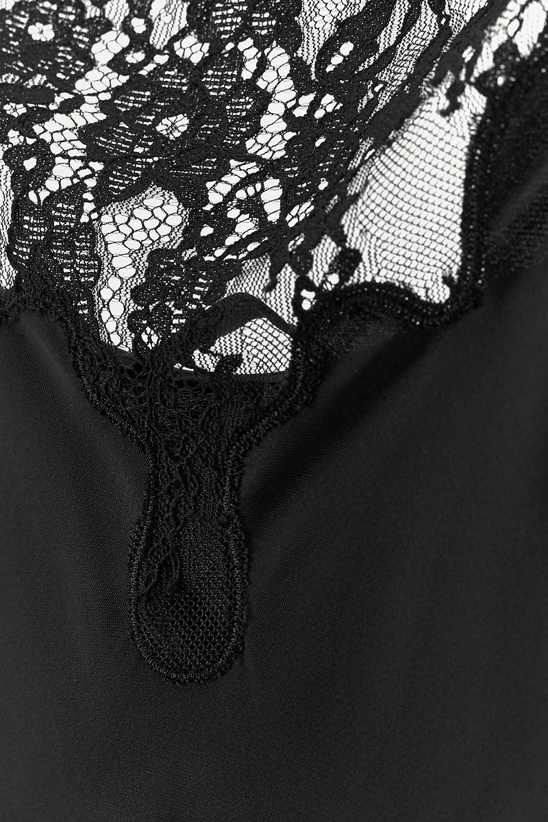 SATIN EFFECT LACE DRESS