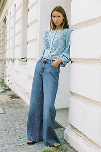 PERFORATED EMBROIDERY SHIRT