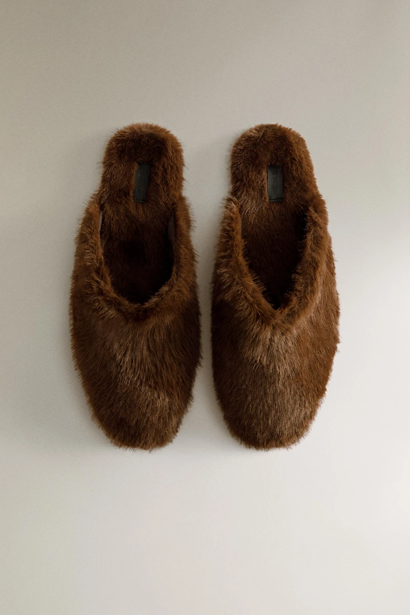 FAUX FUR MULE SLIPPERS