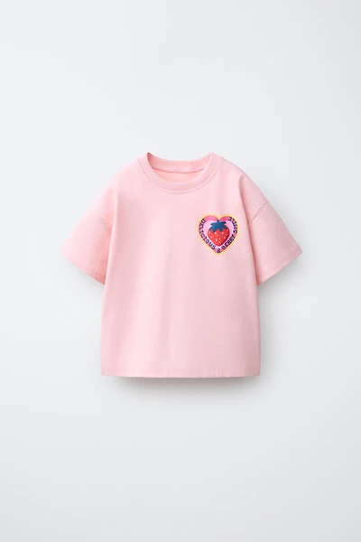 STICKER PRINT T-SHIRT