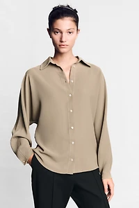 CONTRAST TOPSTITCHING SHIRT