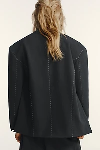OVERSIZED BLAZER WITH CONTRAST STITCHING