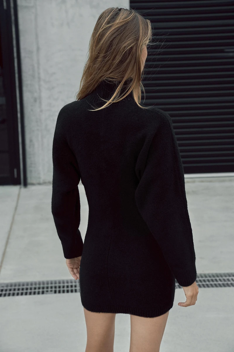 SOFT KNIT SHORT DRESS