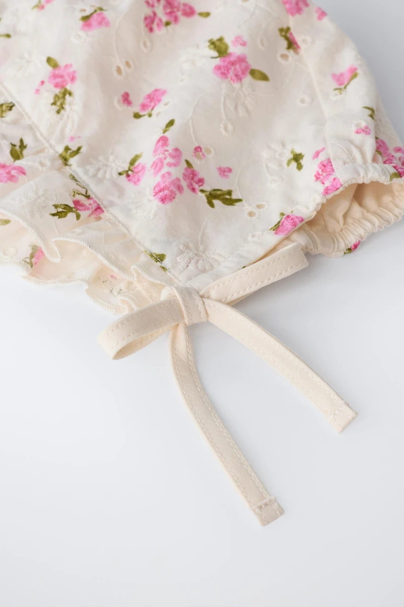 FLORAL EYELET BONNET