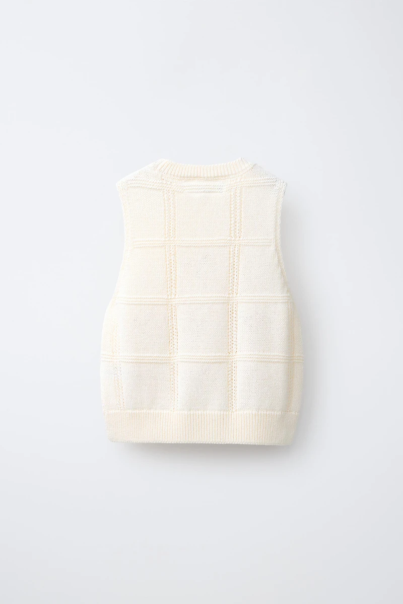 EMBROIDERED KNIT VEST