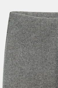 SOFT STRAIGHT LEG PANTS