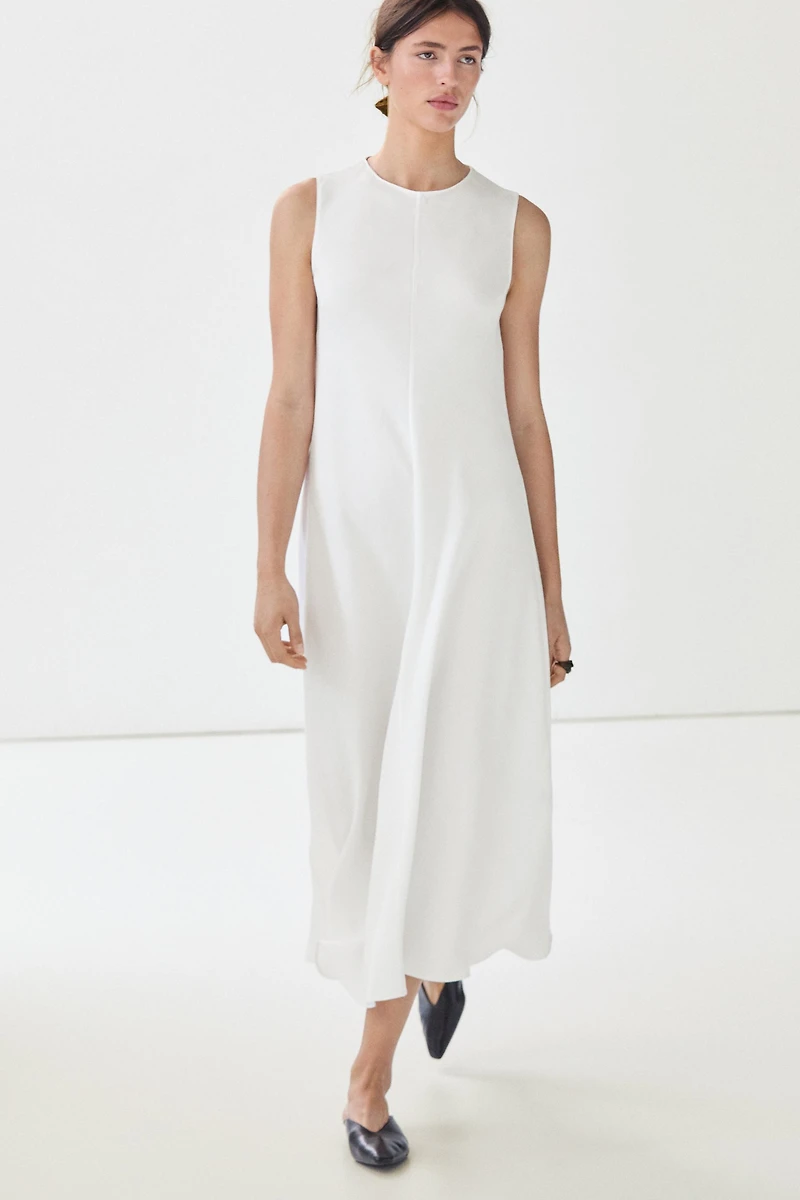 Flowing linen midi dress