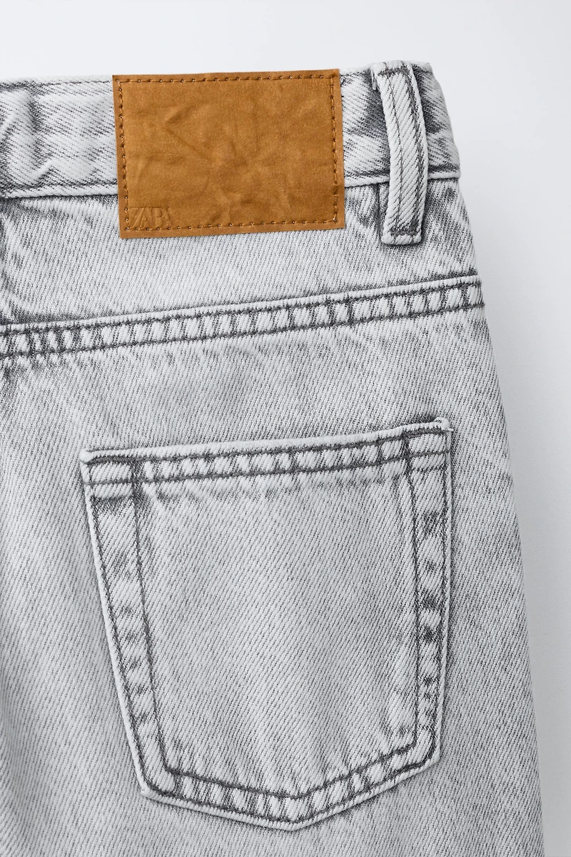 SLIM FIT JEANS