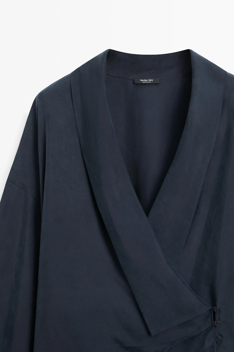 Blouse fluide croisée froncée
