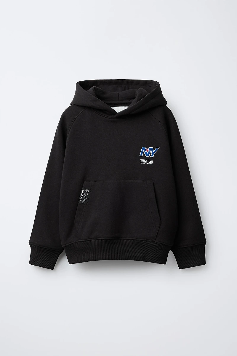 SWEAT POCHE BRODÉE