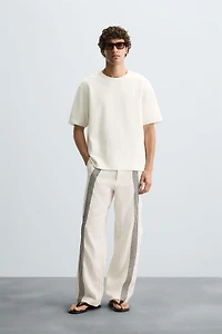 REGULAR FIT TEXTURED SWEATSHIRT