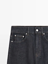 High-waist straight-leg comfort jeans
