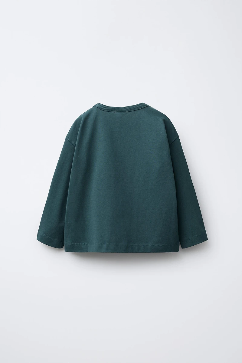 RUBBER APPLIQUÉ T-SHIRT