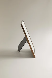 THIN METAL PICTURE FRAME