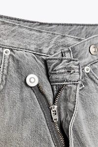 TRF HIGH-WAIST WIDE LEG CROSSOVER JEANS