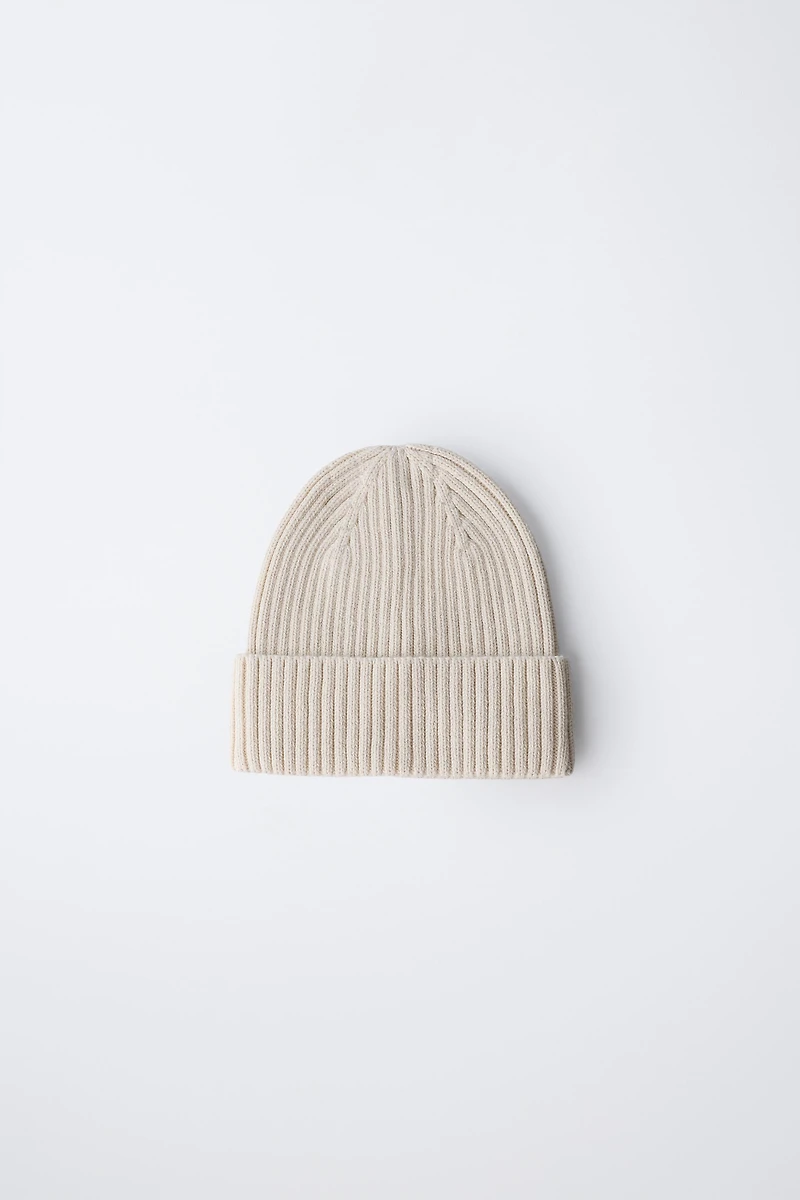 BONNET EN MAILLE UNIE