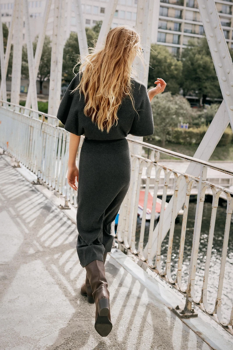 BELTED KNIT MIDI DRESS