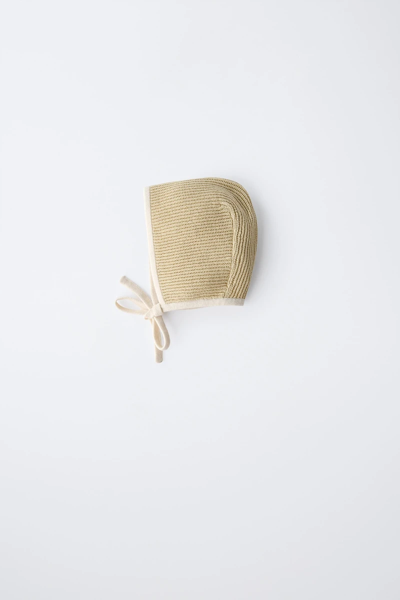 CONTRAST TRIM BONNET
