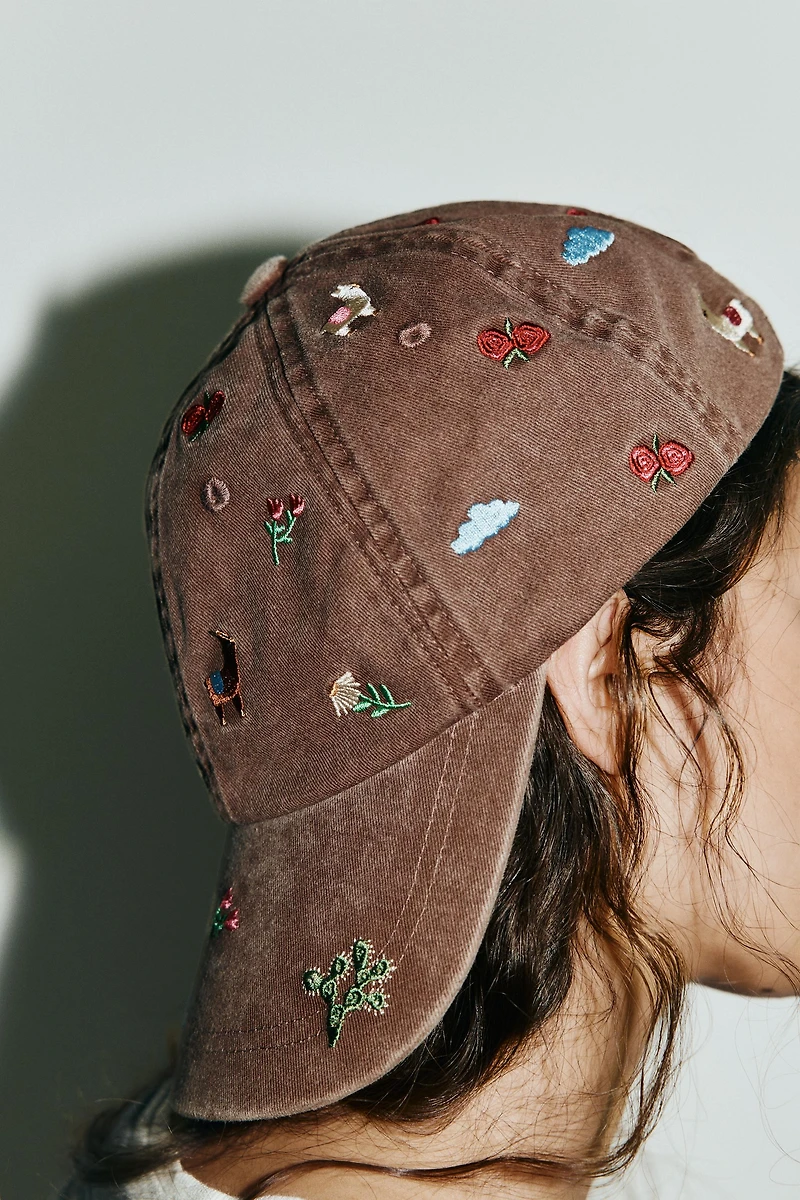 EMBROIDERED TWILL CAP