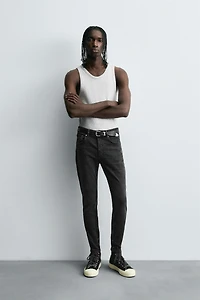SKINNY CROPPED FIT JEANS