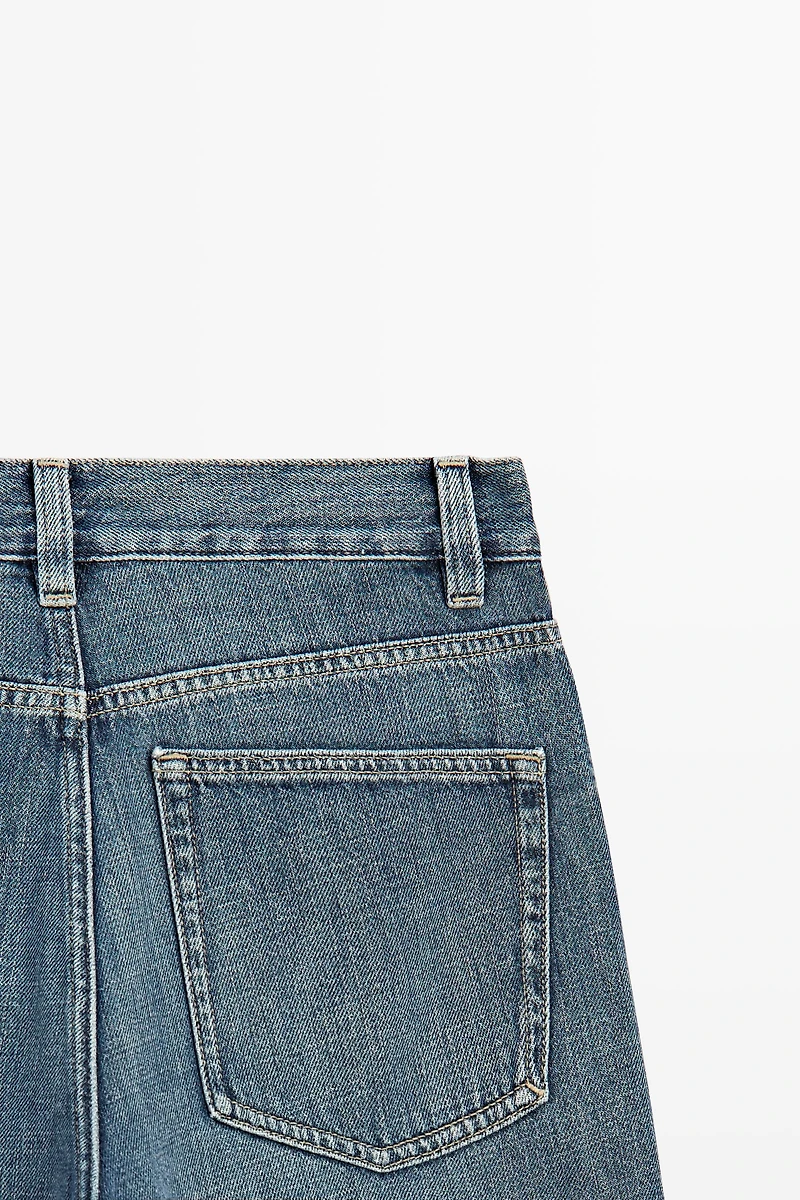 Mid-waist cropped wide-leg jeans