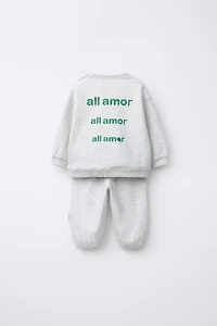 SWEATSHIRT AND PANTS SET WITH TEXT