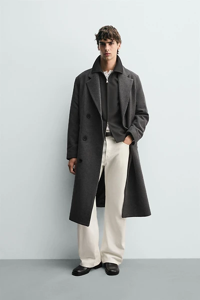 MANTEAU CROISÉ AVEC LAINE ET CEINTURE