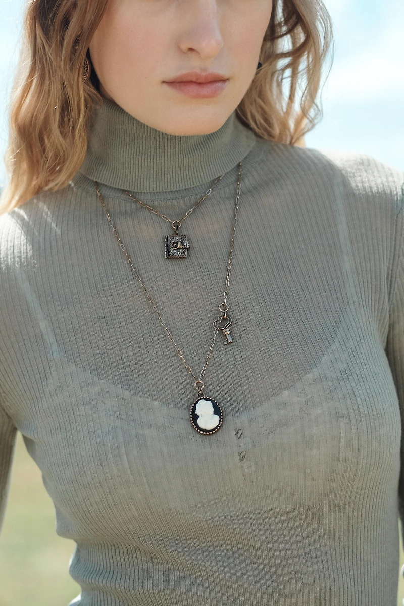 LIMITED EDITION CHARM NECKLACE