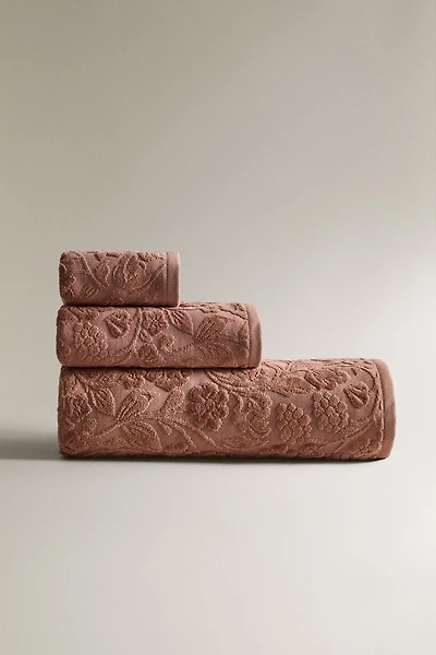 FLORAL JACQUARD BATH TOWEL