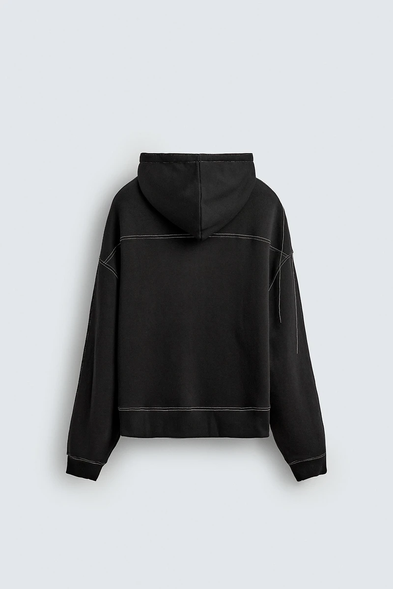 TOPSTITCHED HOODIE SWEATSHIRT