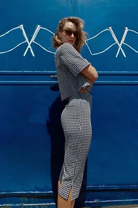 GINGHAM CAPRI PANTS