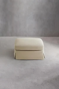 FOOTSTOOL 01