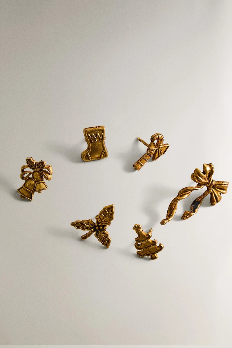 SET OF CHRISTMAS CANDLE PINS (SET OF 6)