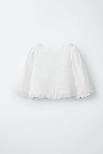 PLEATED LACE TOP