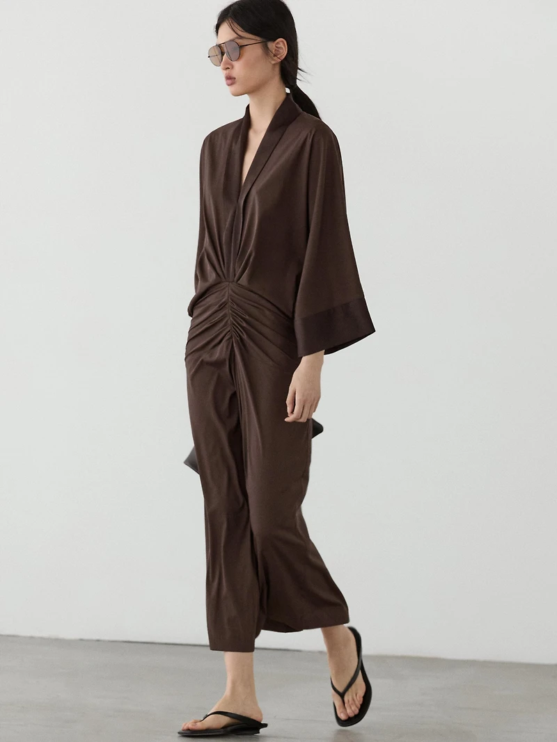 Long sleeve dress with gathered detail