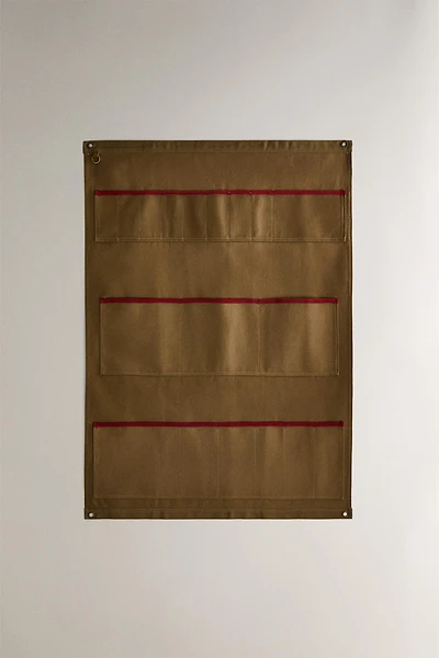 WALL ORGANIZER FOR CARPENTRY