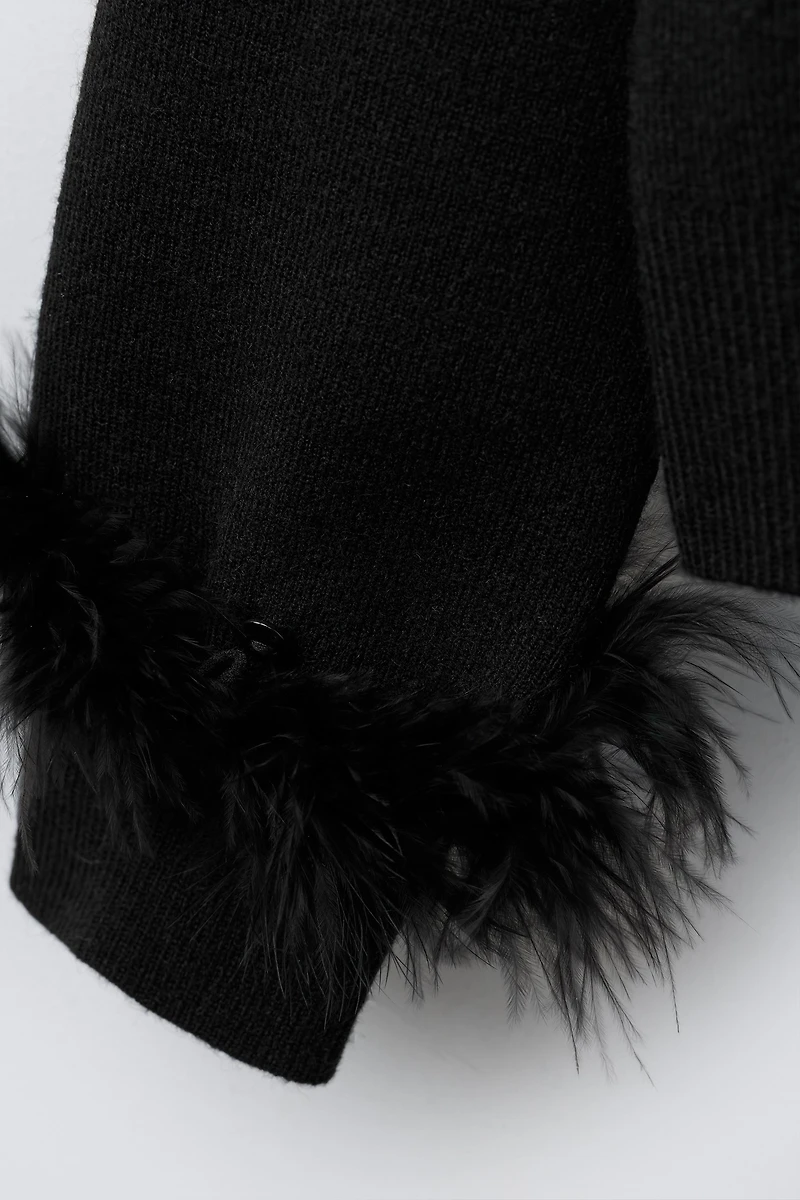 KNIT CARDIGAN WITH DETACHABLE FEATHERS