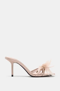 FEATHER DETAIL HEELED SANDALS