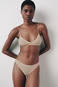 SEAMLESS PANTIES