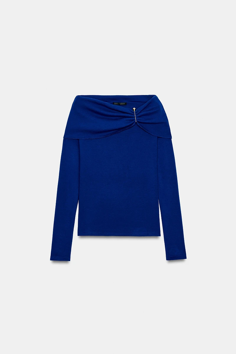 TOP DOUX À BOUCLE