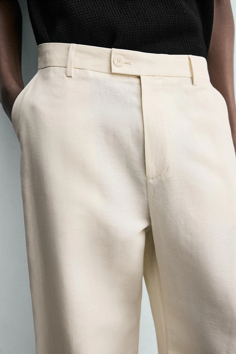 PANTALON COUPE DÉCONTRACTÉE À PLIS
