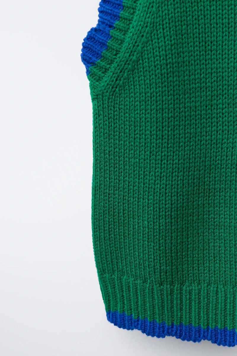 TULIP KNIT VEST