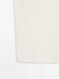 Long 100% wool knit vest