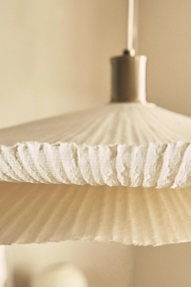 LARGE PENDANT LAMP
