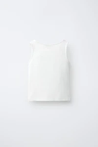 T-SHIRT BOUTONS